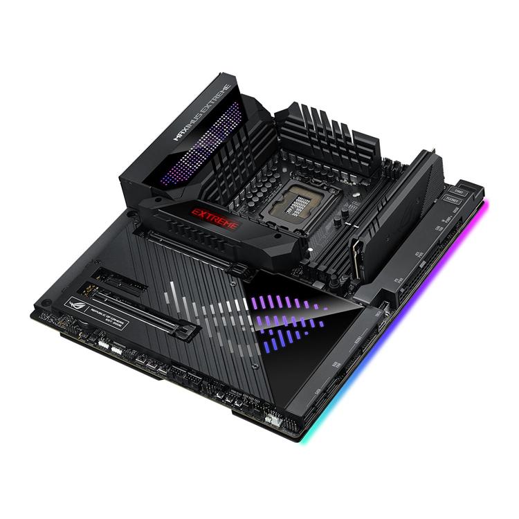 ASUS ROG MAXIMUS Z790 EXTREME Intel Z790 Raptor Lake LGA 1700 E-ATX DDR5 Desktop Motherboard 3 ASUS ROG MAXIMUS Z790 EXTREME Intel Z790 Raptor Lake LGA 1700 E-ATX DDR5 Desktop Motherboard - Image 3